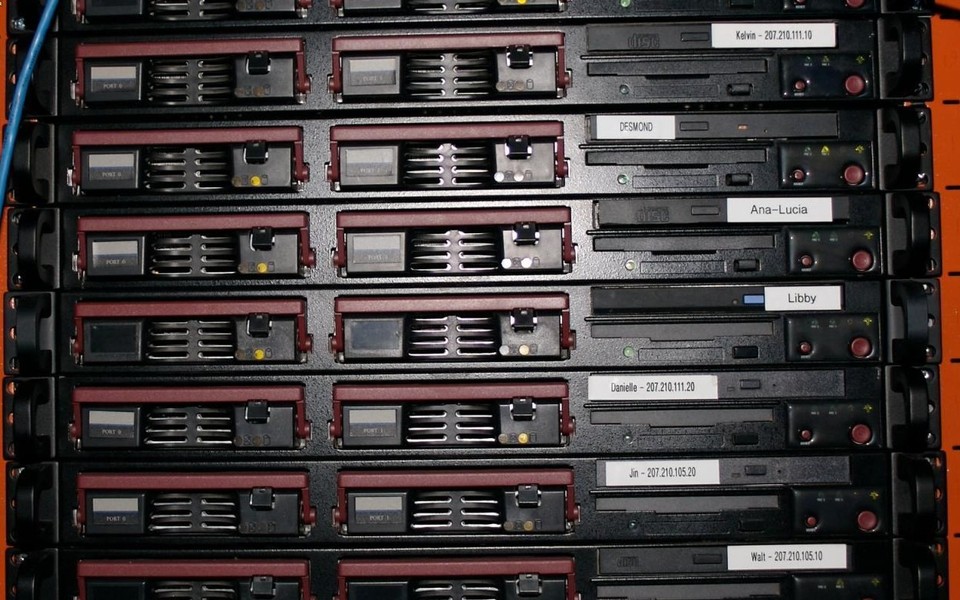 Cloud Kianda - racks de servidores para cloud local